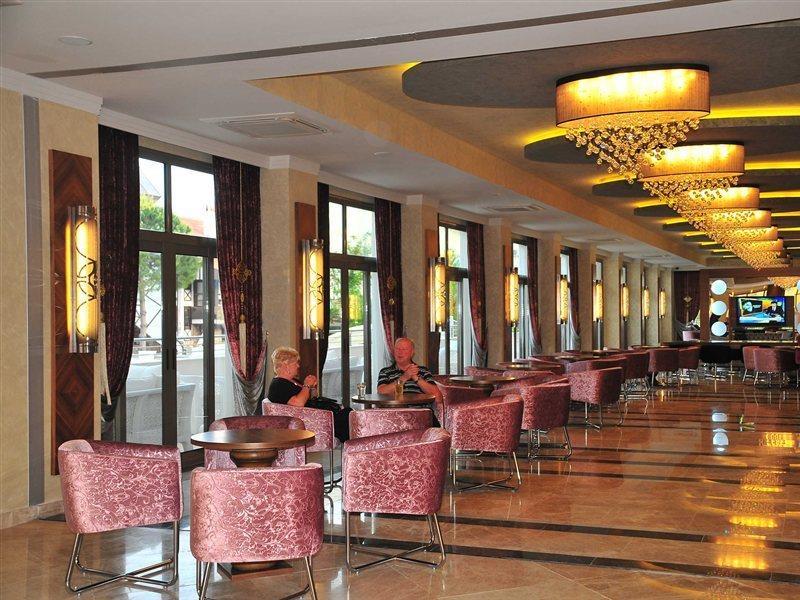 جولدن روك بيتش مرمريس المظهر الخارجي الصورة